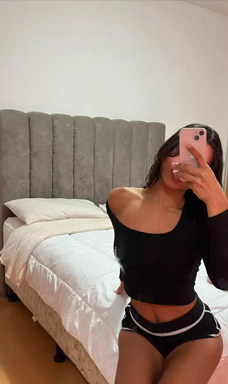 This latina wants her nipples sucked. Please?