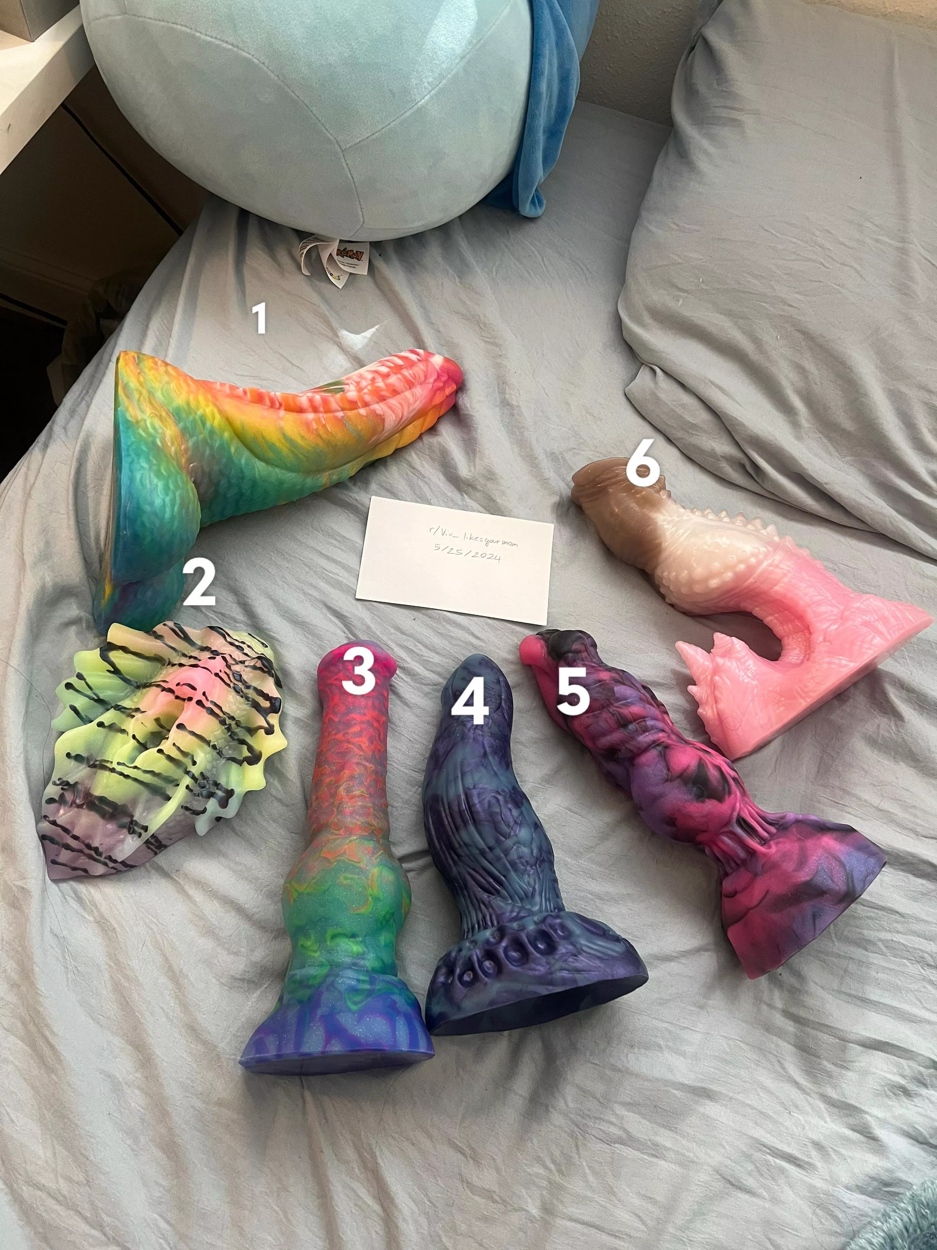 [WTS] Trying to clean out all of my toys