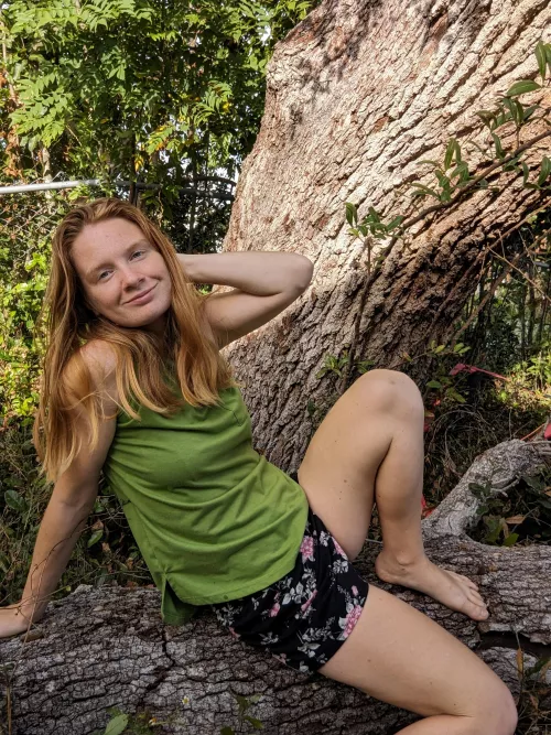 A redhead is like a four-leaf clover, hard to find, lucky to have🍀 [F27]