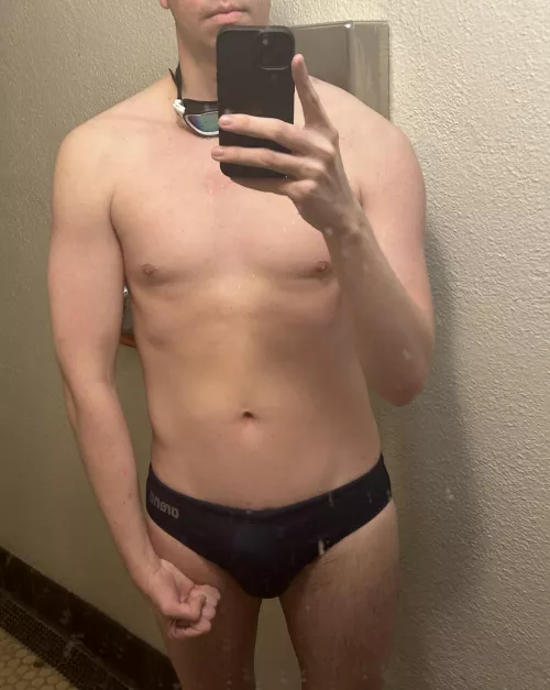 Do speedos count as a kink?
