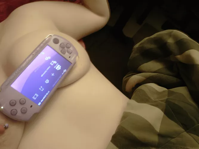 Found my old PSP, it still works!