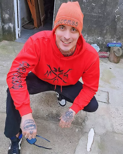  Hello as they are, I'm new here, do you say hello? 