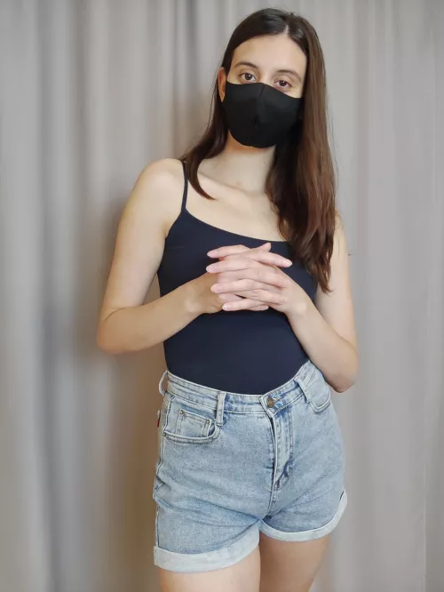 I could run my nails over your body