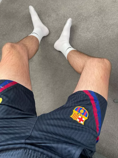 Into white socks, piss, sports kit, jocks, cum ;)