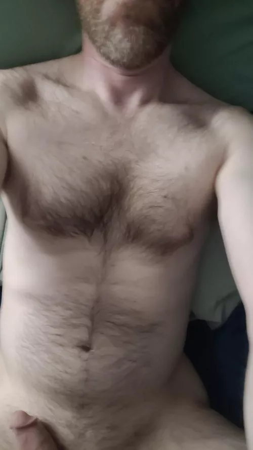 Just chilling out on a lazy day. Need someone to chill with (35)