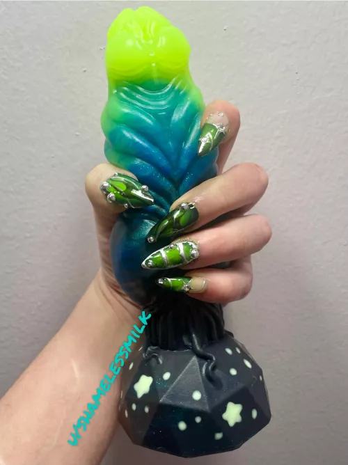 New nails new fantasy dildo