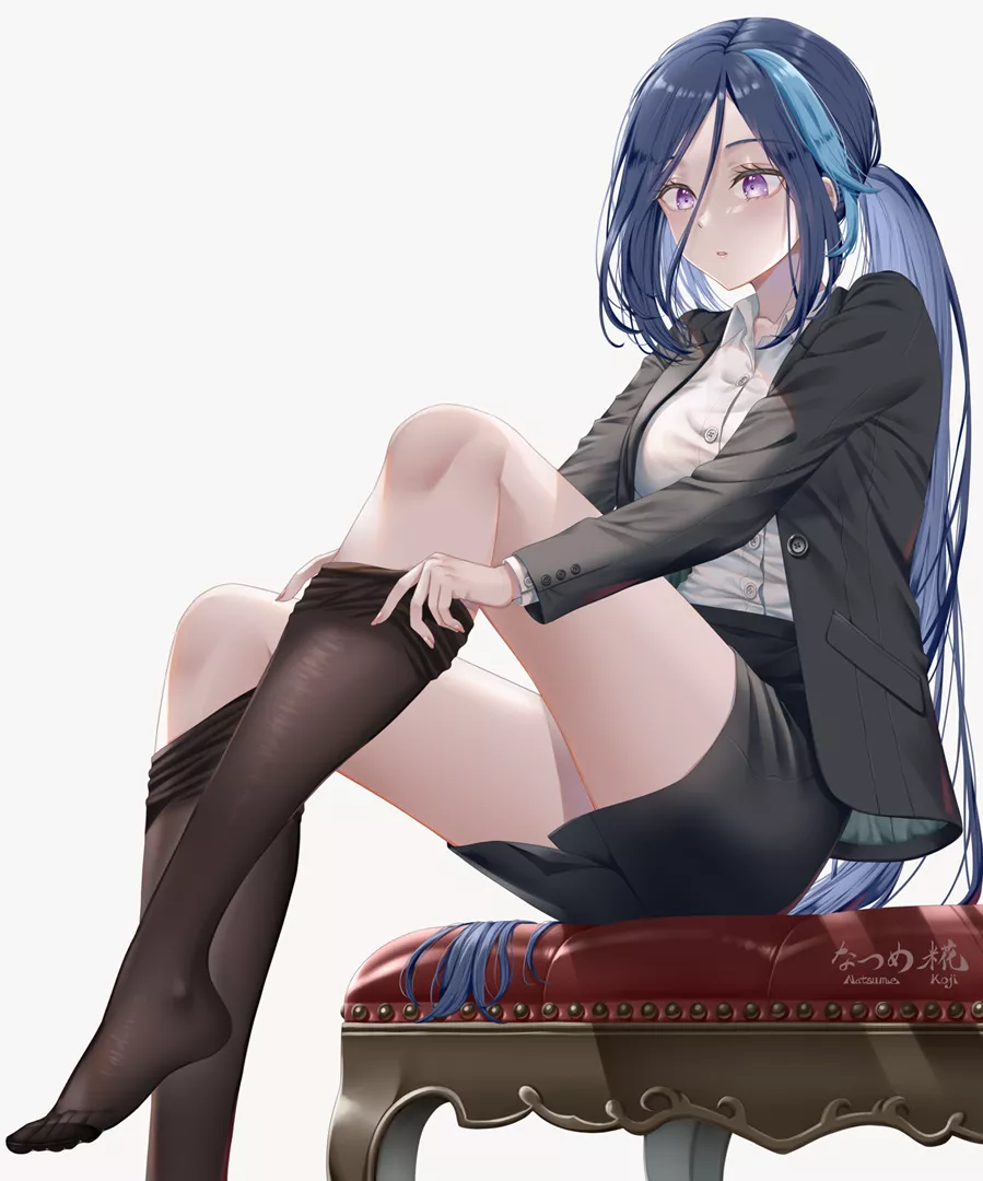 Office Lady Clorinde [Genshin Impact]