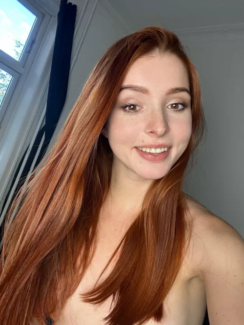 red hair, wanna play?