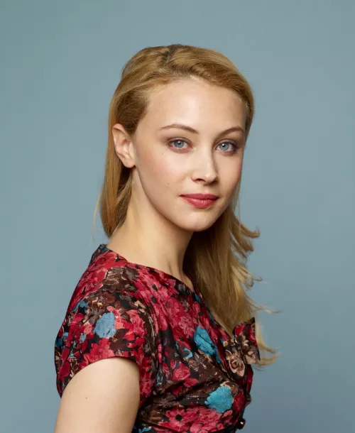Sarah Gadon
