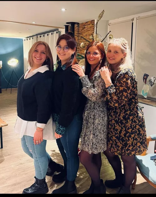 The 4 sisters are waiting to be ranked ! 