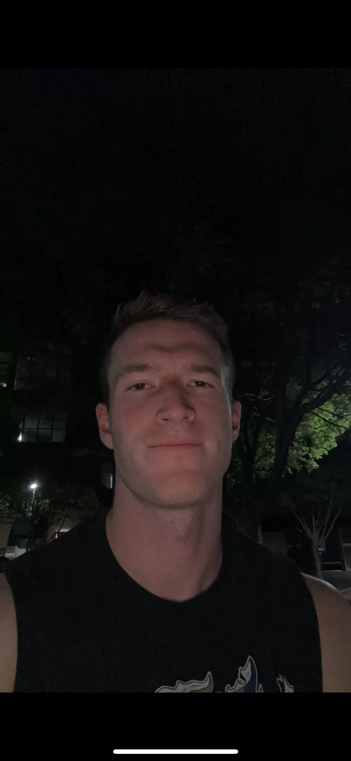 Who wants to play OW2?