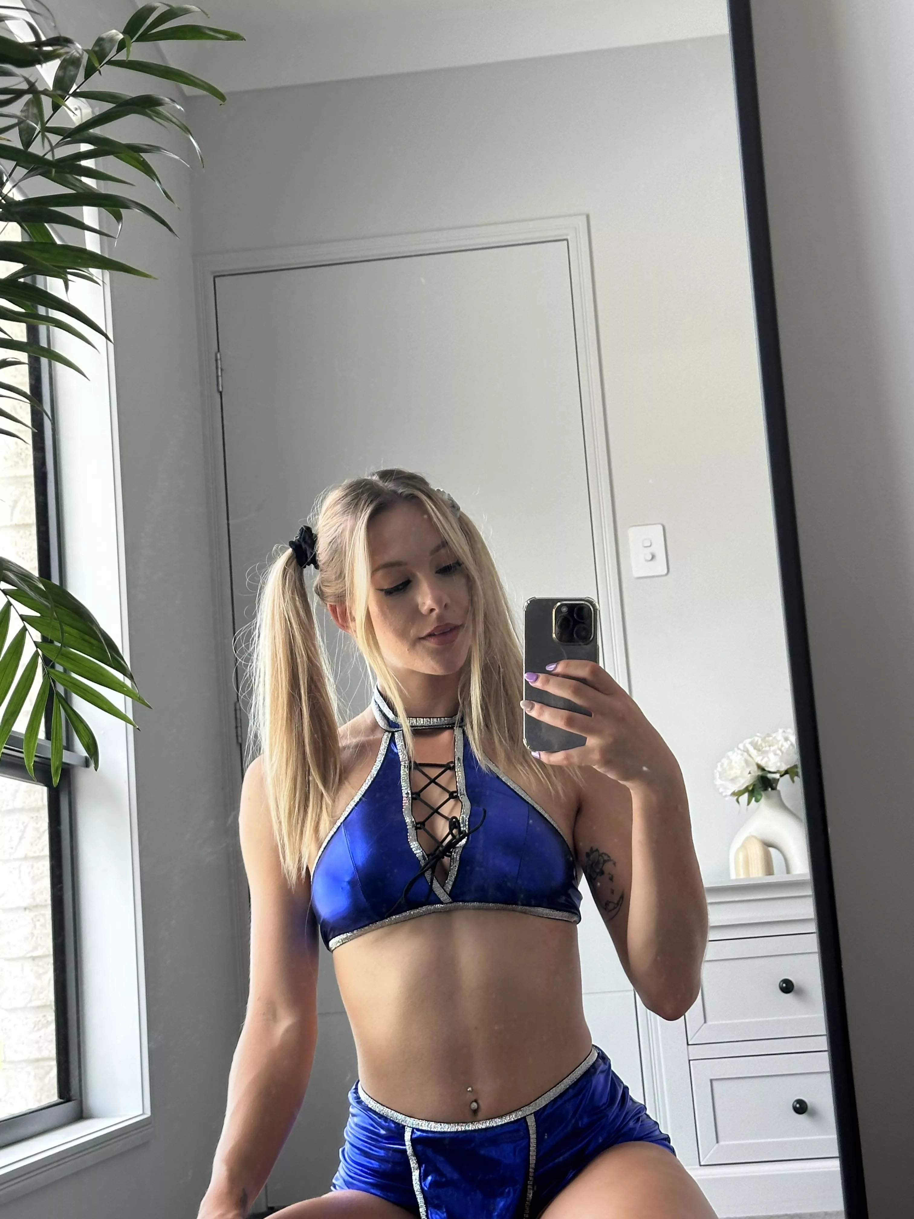 you'd play with kitana, wouldn't you