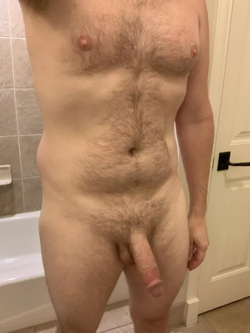 (45) Any bros into hairy dad bods?
