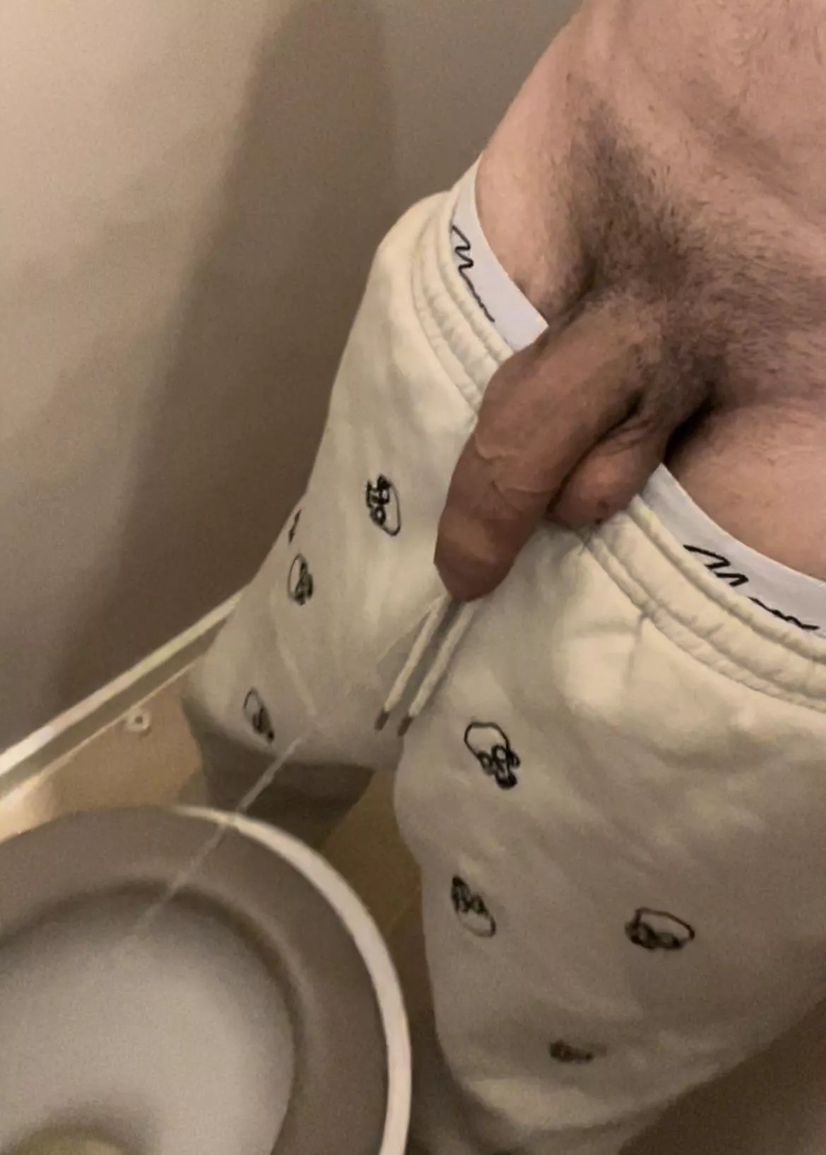 Another pic from one of my many piss vids?👅💦Dms open😈