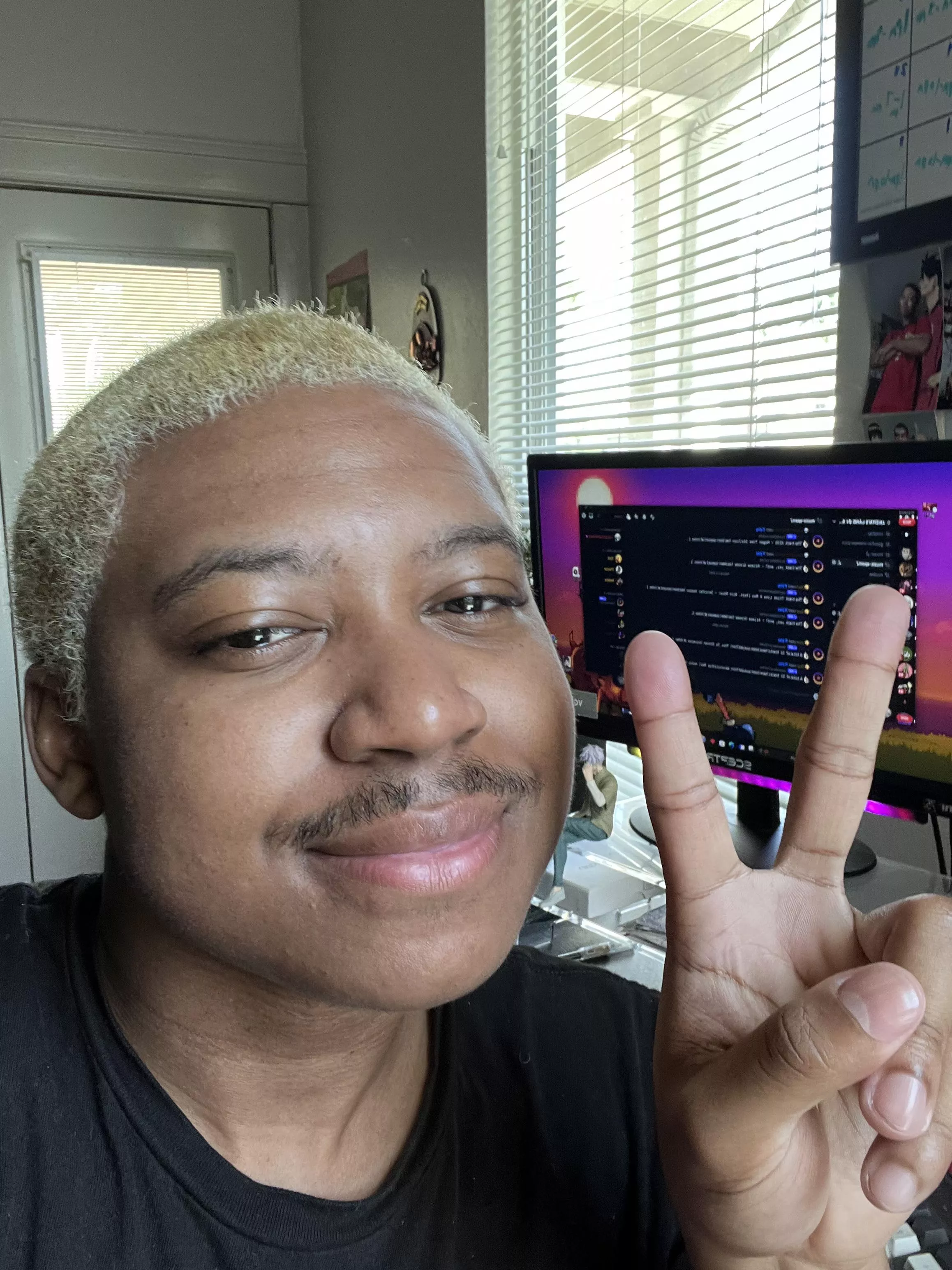 Any Pc Gaymers that play Valorant, Overwatch, or other games message me if you want to 😊play ? Battlenet: Theblackest#11708 and my discord is in my profile