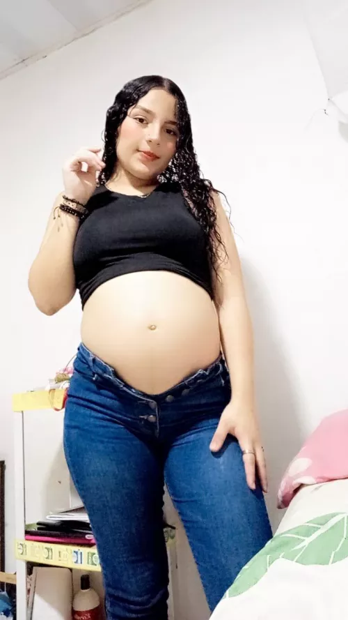 Good morning, a feeder for this little pig.  🍗🍕🍔