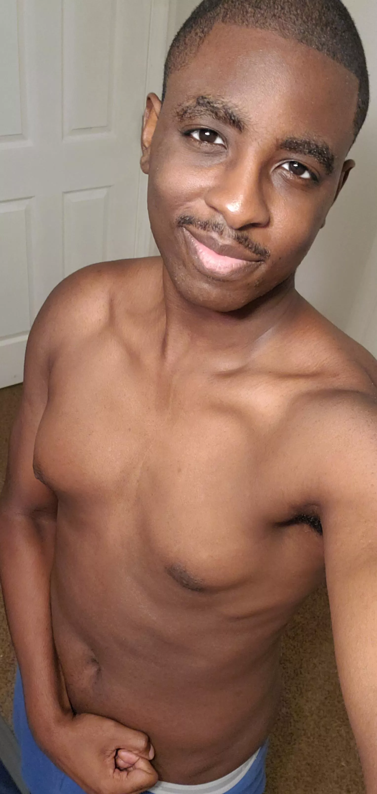 Hot gaymer here 💪