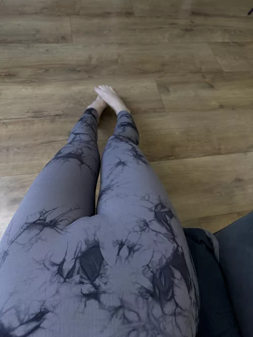 I love leggings because they are great for teasing cameltoe