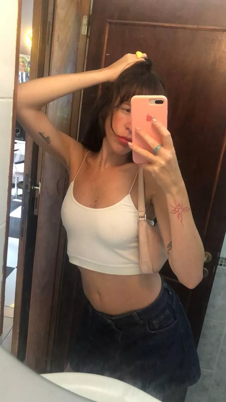 I'm glad I found out this sub cause crop tops is all i wear 🤣