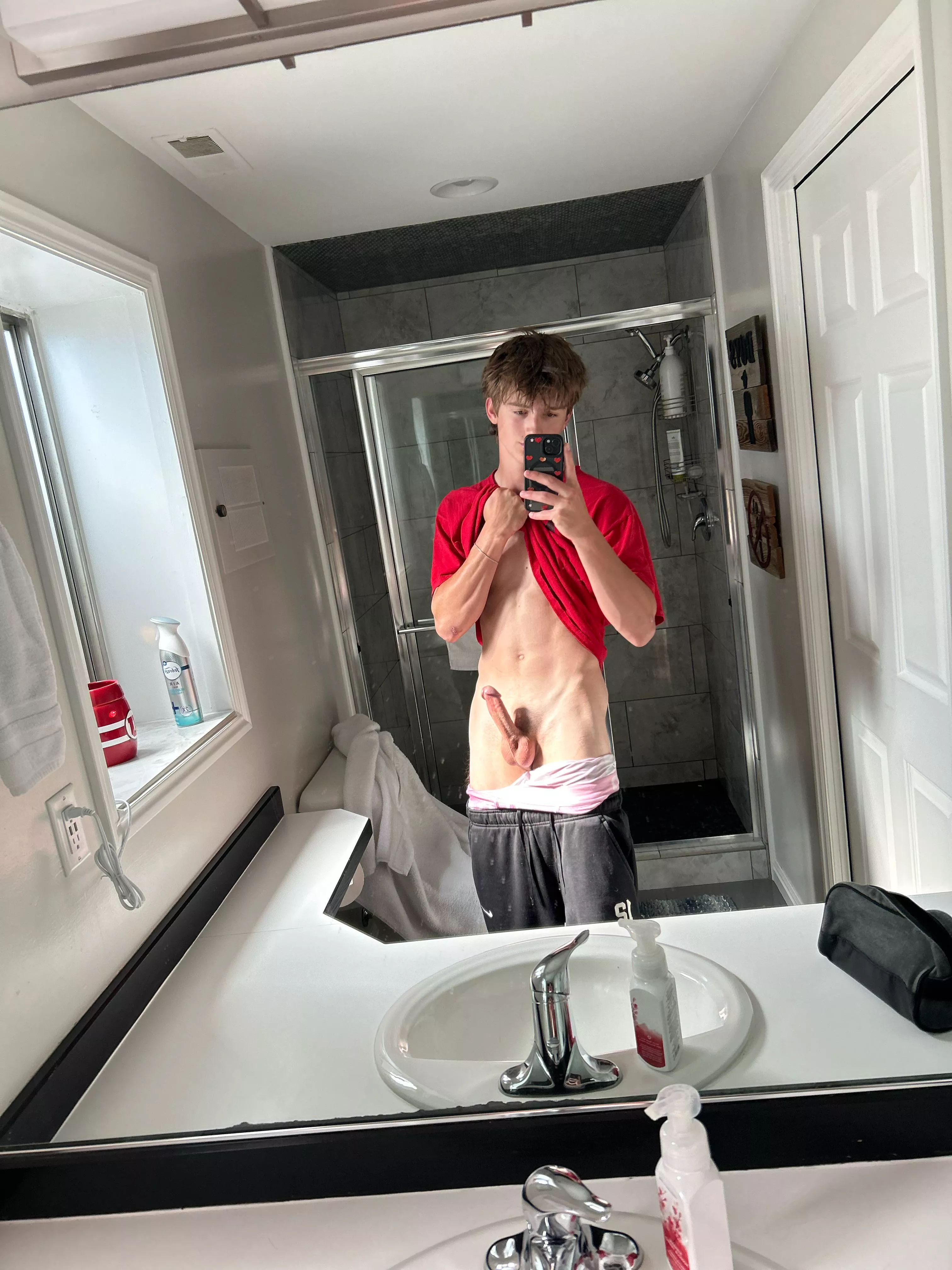 Morning wood got me hard