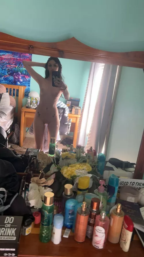 My pussy needs attention 