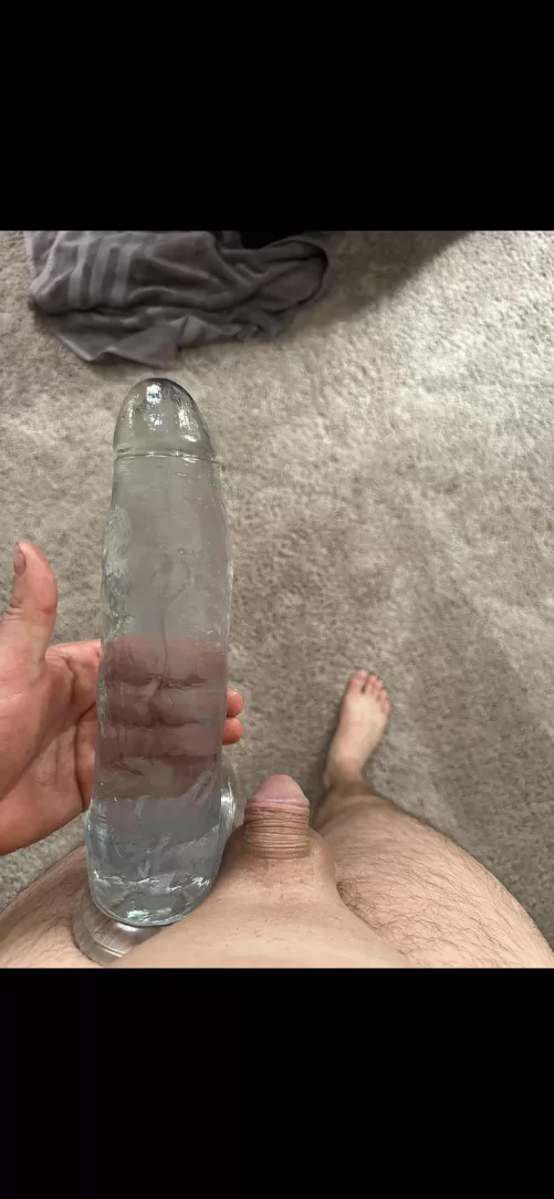 The size comparison is wild 🤪🤪