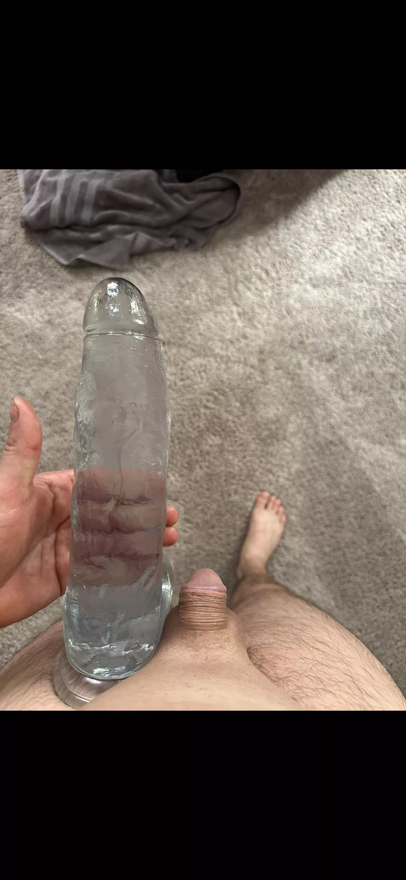 The size comparison is wild 🤪🤪