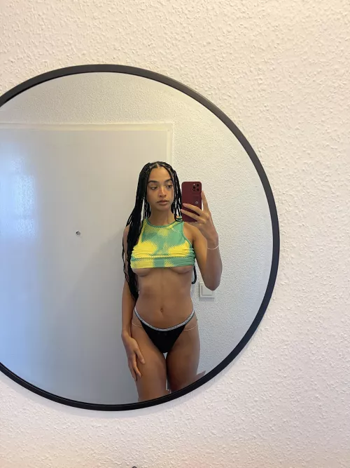 Your tongue should be busy [f]