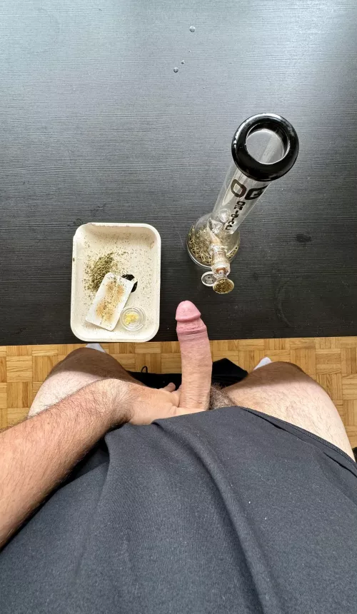 I like (m)y bong rips like my blowjobs, sloppy