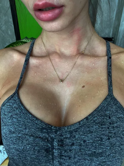 It was my upper body day.. too much sweat