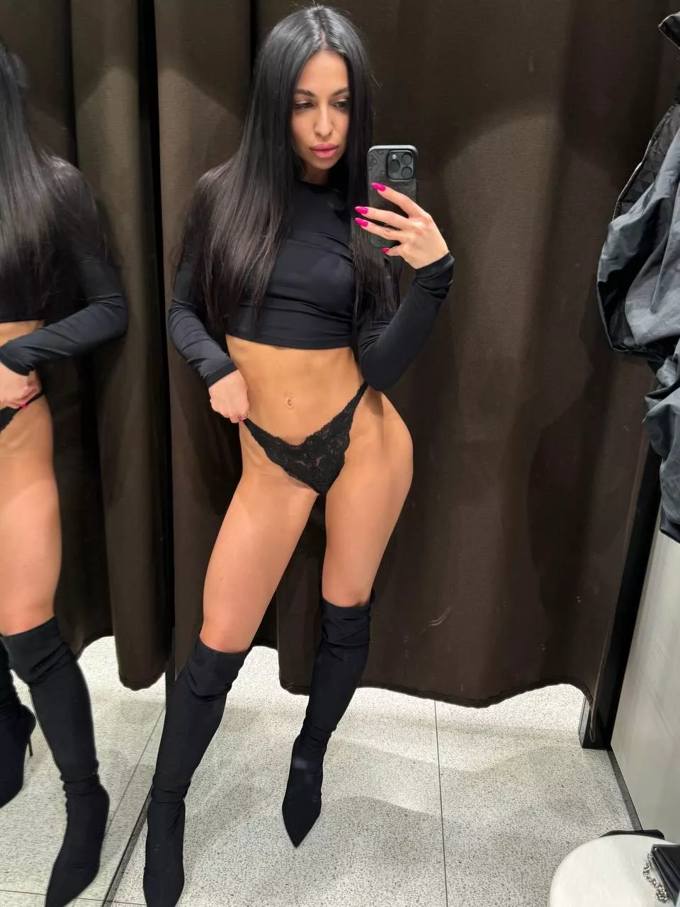 It's even better without panties