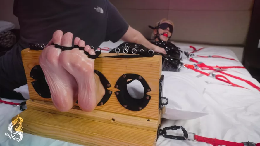 Just because you're mummified, stocked and toetied doesn't mean I'm only going to focus on your feet...