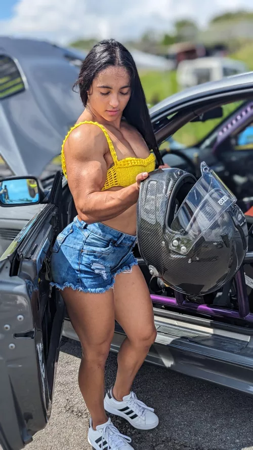 Maybe we can bet a race!😈