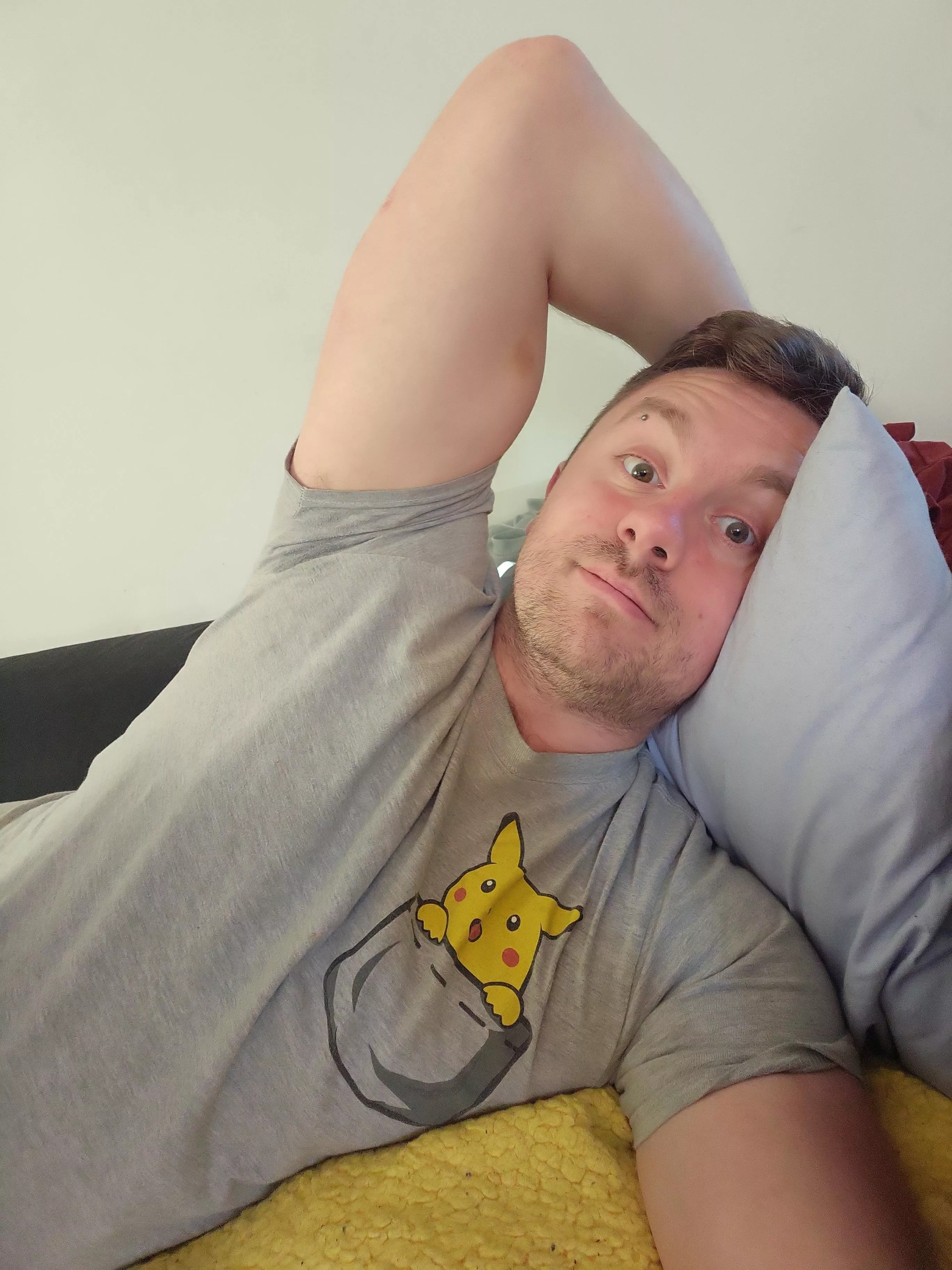 on the sofa procrastinating my gaming time... swear I spend more time trying to decide what to play rather than actually playing 🤣