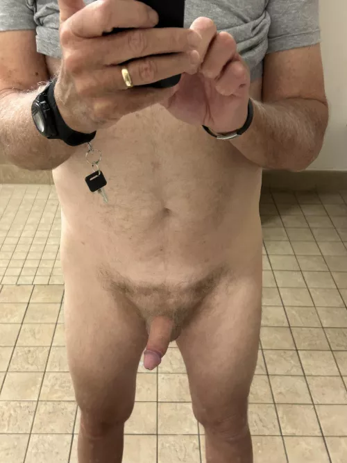 Quick Shot in the Locker Room. Wish You’d Been There! (58)