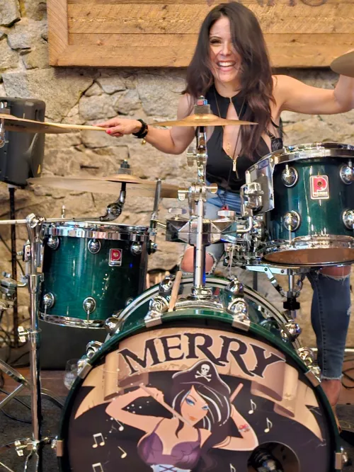 Bass drum goes boom-boom. 48[F]