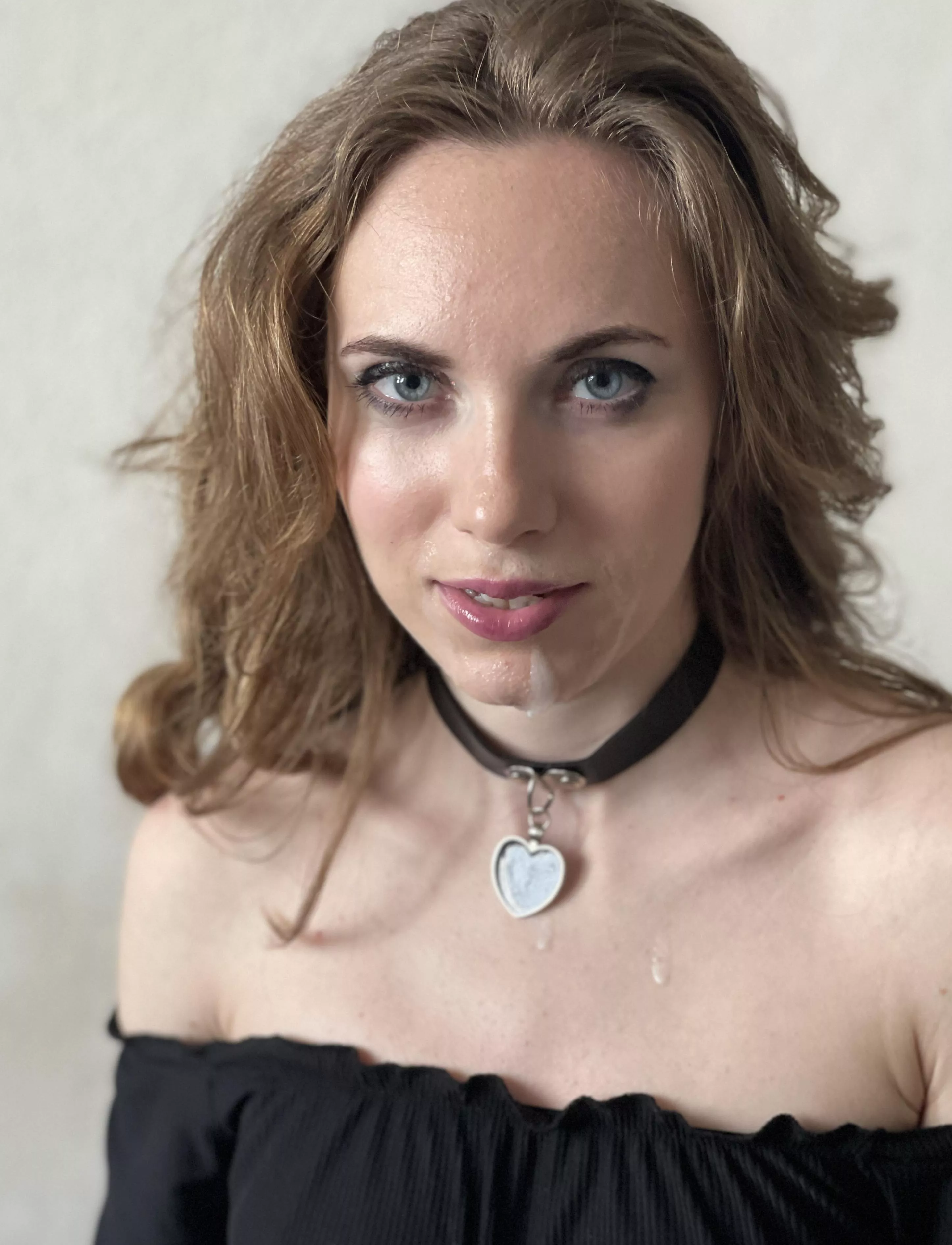 Cover my face with hot cum