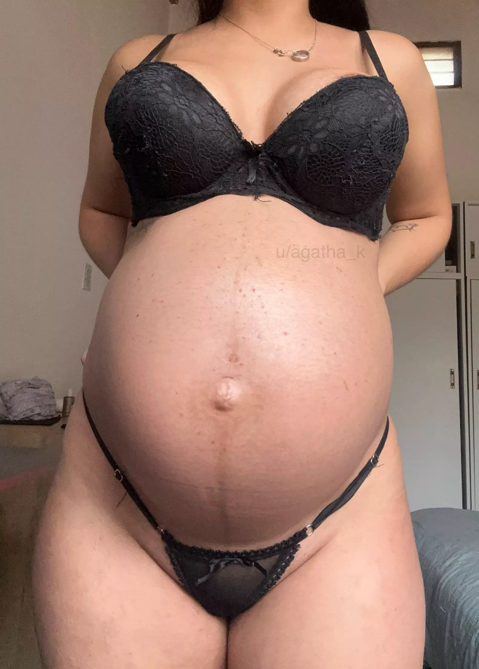 Did u ever fucked a preggo girl?🙈