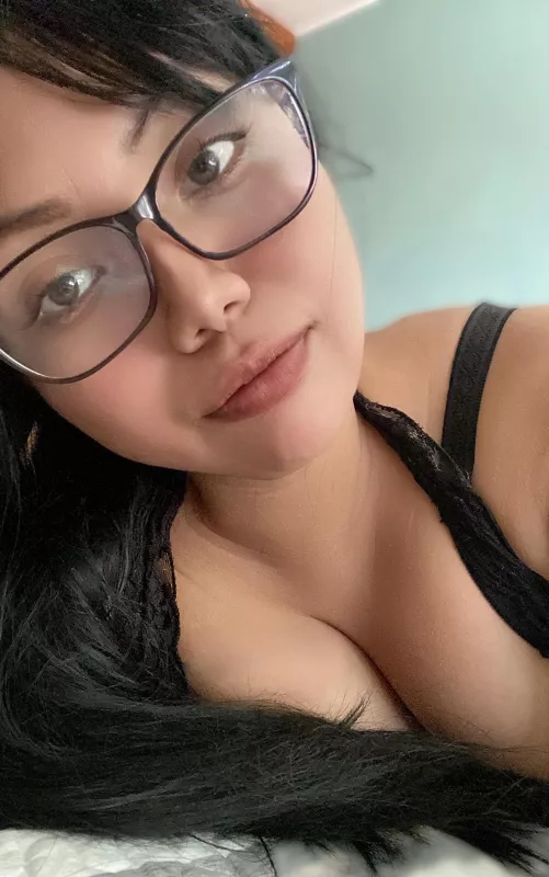 (F) i love my new glasses