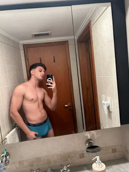 getting ready for the gym ;)