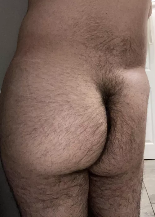 grown to love my hairy ass