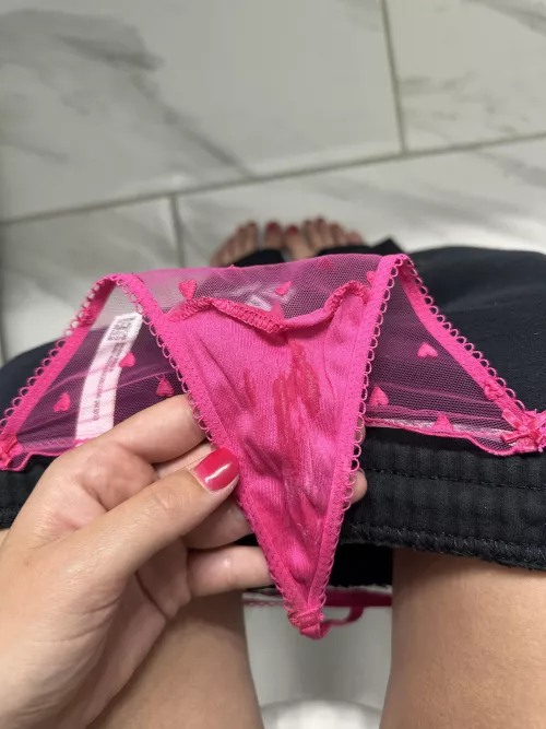 Here, let me sauce your sushi💦