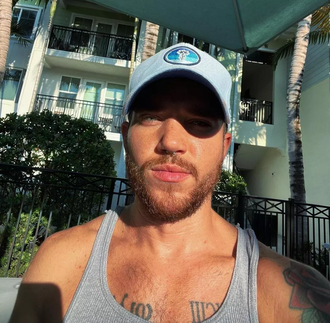 Hey guys, looking for gaming buddies. Hmu 👍.