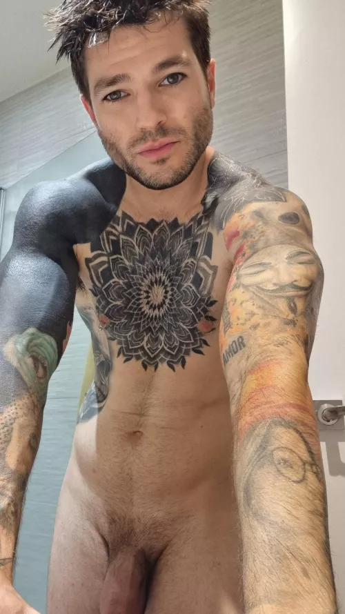 Look at my green eyes