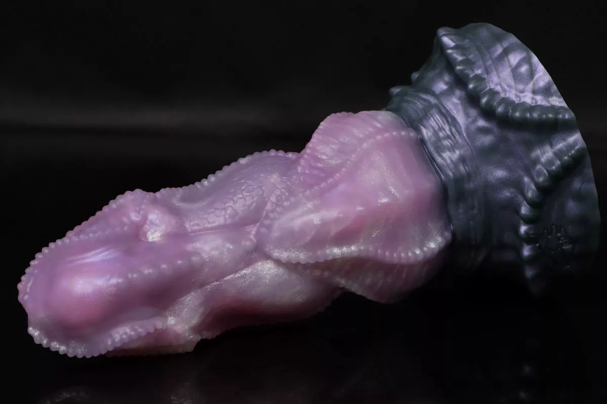 Review: Slater from Bad Dragon