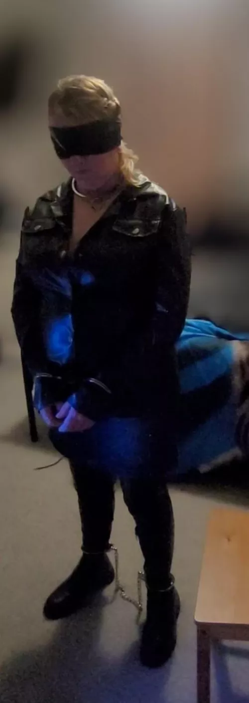 Sometimes the classic cuffs to waist chain just works. 