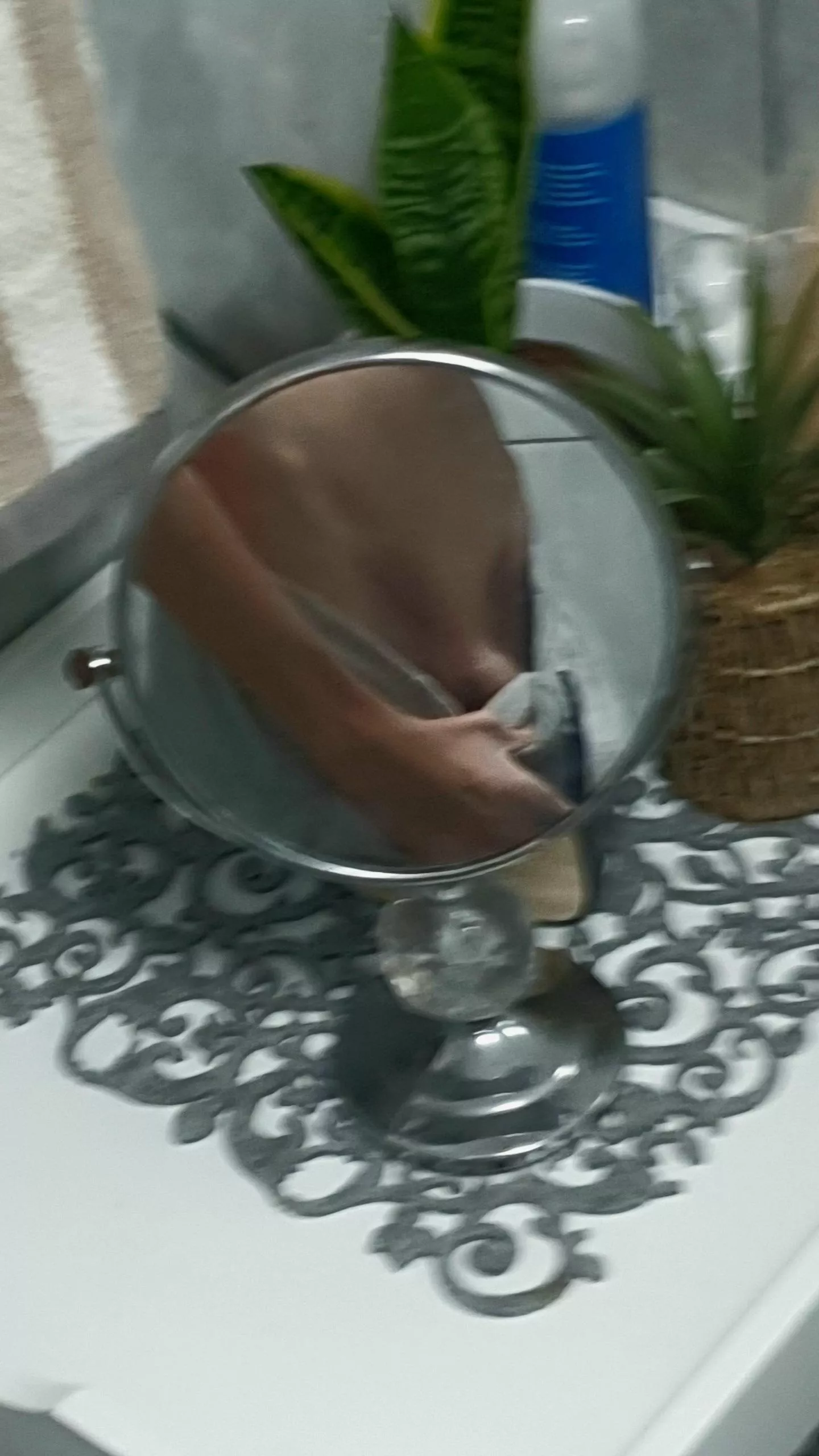 anyone wanna help me? 🍆💦