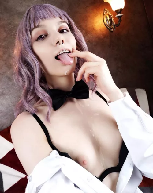 Cum on her cute chin and chest