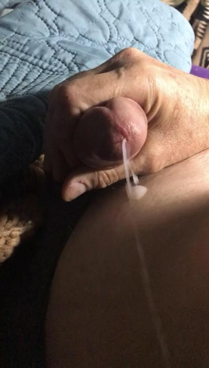 Daaamn, drives Daddy (62) a little crazy after princess teases just a little too much