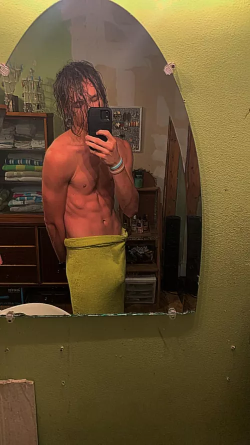 Fresh out the shower😉